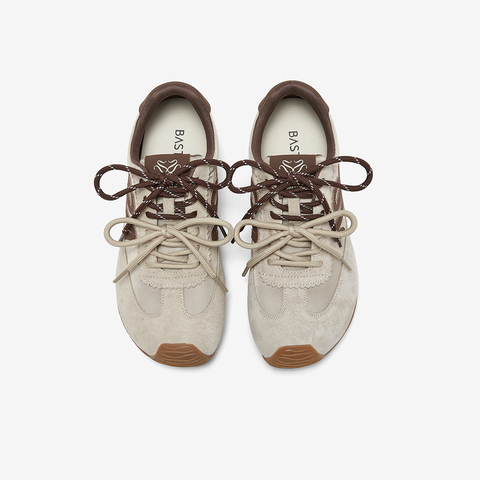 百思图2026春季新款商场同款德训鞋时尚复古女运动休闲鞋D3858AM6