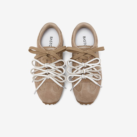 百思图2026春季新款德训鞋时尚复古街头运动女休闲鞋D3798AM6