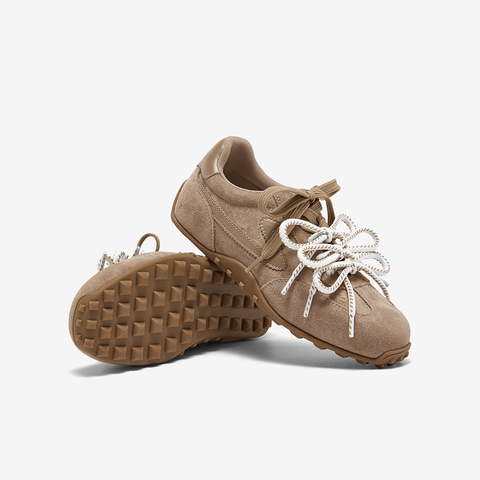 百思图2026春季新款德训鞋时尚复古街头运动女休闲鞋D3798AM6