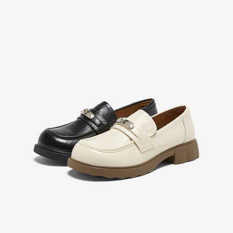 百思图2026春季新款商场同款乐福鞋简约学院风女单鞋BV111AA6