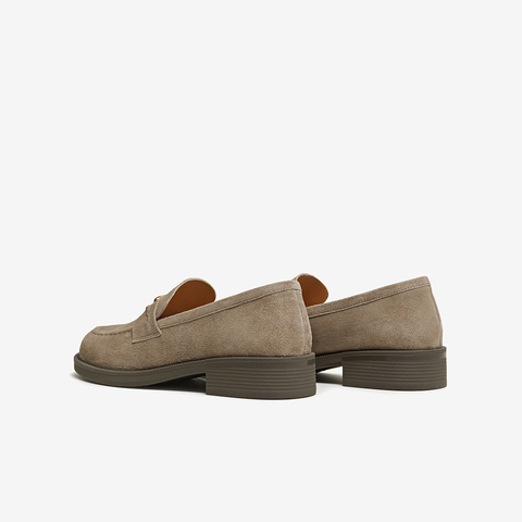 百思图2026春季新款乐福鞋简约复古通勤粗跟女单鞋鞋O2839AA6