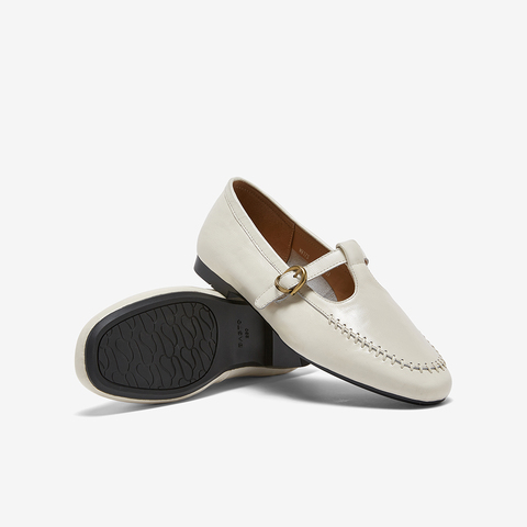 百思图2026春季新款乐福鞋简约时尚通勤方跟女单鞋WW173AA6