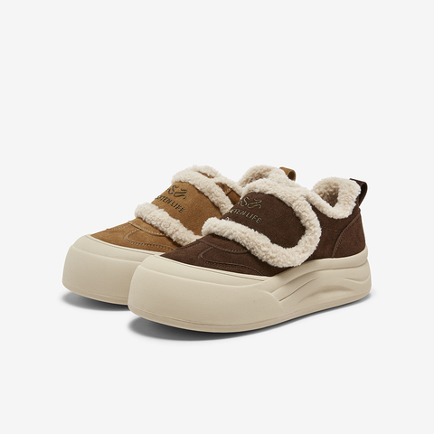 百思图2026春季新款商场同款板鞋时尚潮流运动女休闲鞋D3966AM6