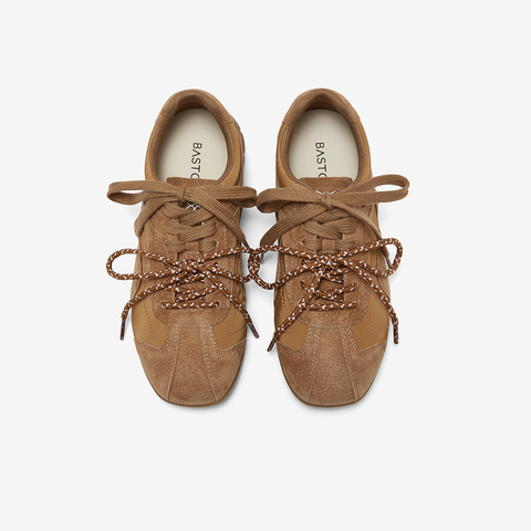 百思图2026春季新款德训鞋时髦复古户外运动休闲女鞋A7601AM6