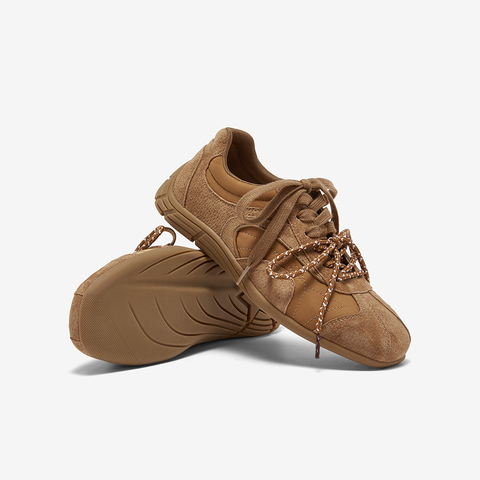 百思图2026春季新款德训鞋时髦复古户外运动休闲女鞋A7601AM6