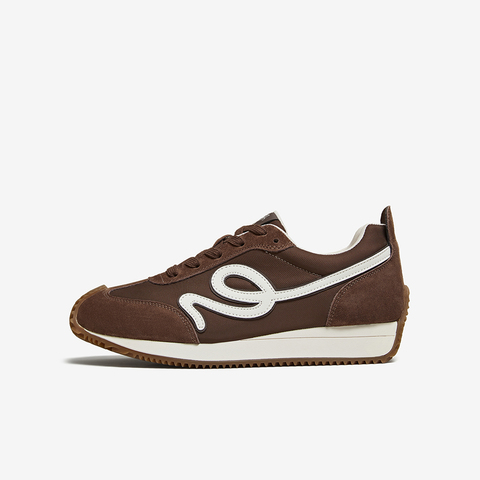 百思图2026春季新款商场同款阿甘鞋时髦复古运动女休闲鞋SAA01AM6