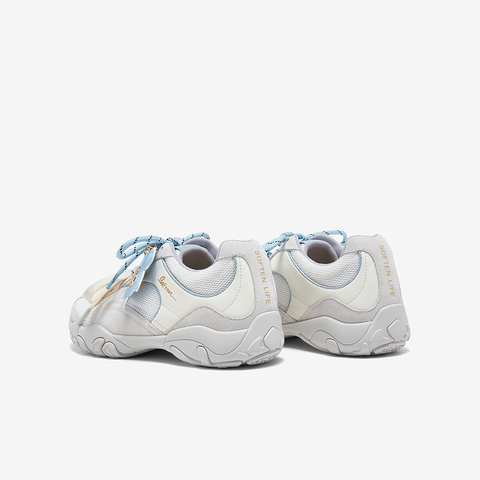 百思图2026春季新款商场同款德训鞋时尚复古女休闲鞋A2092AM6