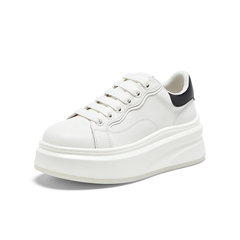 百思图2026春季新款板鞋时尚潮流街头运动女休闲鞋D3827AM6