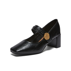 百思图2026春季新款玛丽珍鞋时尚复古法式方头女单鞋F5057AQ6