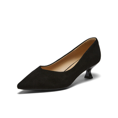 百思图2026春季新款简约时尚通勤细跟尖头女浅口单鞋K5811AQ6