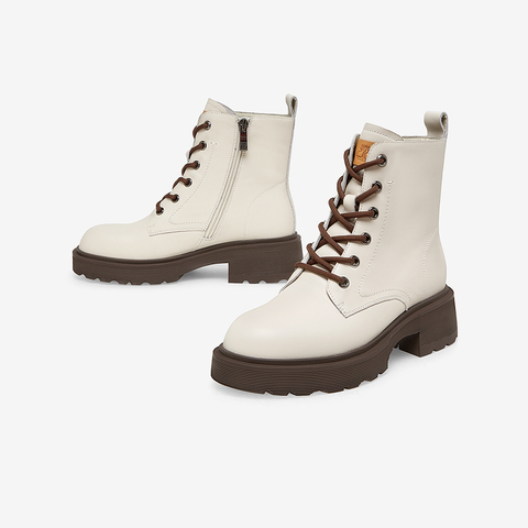 Bata马丁靴女2023冬季商场新款牛皮英伦风牛皮粗跟短筒靴3371DDD3