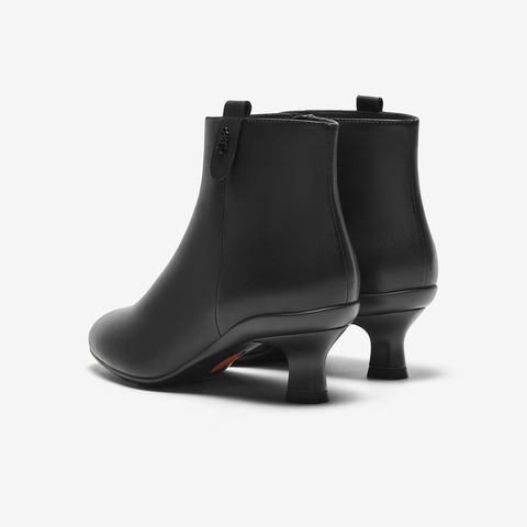 Bata时装靴女2023冬商场新款粗跟软底羊皮舒适通勤短筒靴AIR48DD3