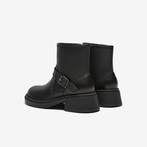 Bata时装靴女2024冬季新款英伦风粗跟牛皮通勤百搭短筒靴AGR41DD4