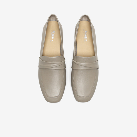 Bata乐福鞋女秋新款英伦风牛皮通勤百搭慕斯鞋一脚蹬42057CA4