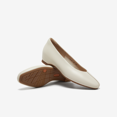 Bata浅口单鞋女2025春季商场新款羊皮软底通勤百搭单鞋AWZ08AQ5