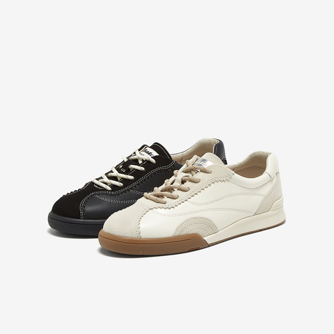 Bata休闲鞋女2025春季商场新款通勤百搭德训软底运动板鞋ACO22AM5