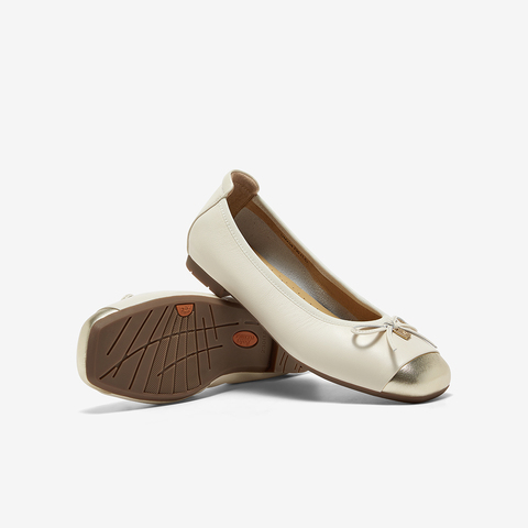 Bata浅口单鞋女2025春商场新款小香风牛皮通勤软底奶奶鞋UMX06AQ5