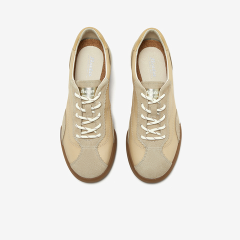 Bata休闲鞋女2025夏季新款牛剖皮通勤软底复古德训运动鞋ACO22BM5