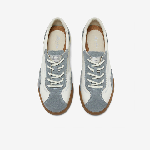 Bata休闲鞋女2025夏季新款牛剖皮通勤软底复古德训运动鞋ACO22BM5