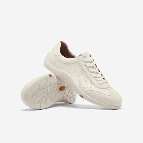 Bata休闲鞋男2025夏商场新款通勤牛剖皮软底德训运动鞋EYR30BM5