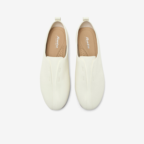 Bata一脚蹬女2025秋季商场新款英伦羊皮复古舒适休闲便鞋AZN16CA5