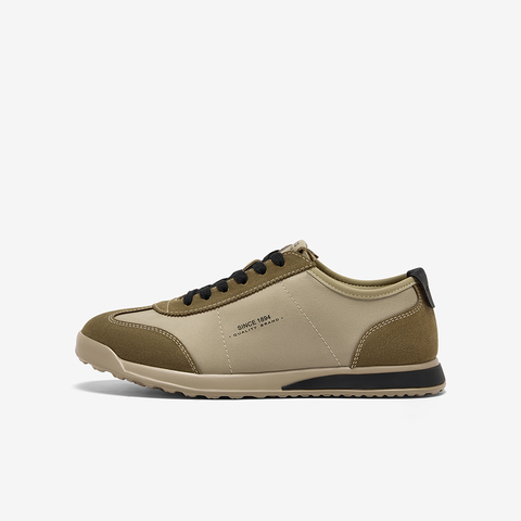 Bata休闲鞋男2025秋新款百搭通勤牛皮潮流德训运动鞋L3320CM5