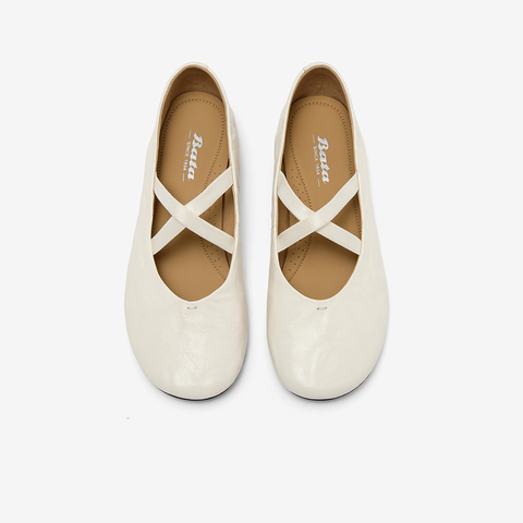 Bata羊皮书玛丽珍女2025秋商场新款英伦抓纹羊皮复古单鞋63201CQ5