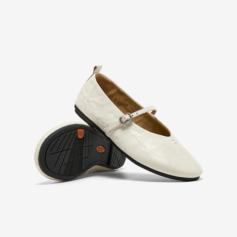 Bata羊皮书单鞋女2025秋商场新款百搭通勤浅口软底单鞋53968CQ5