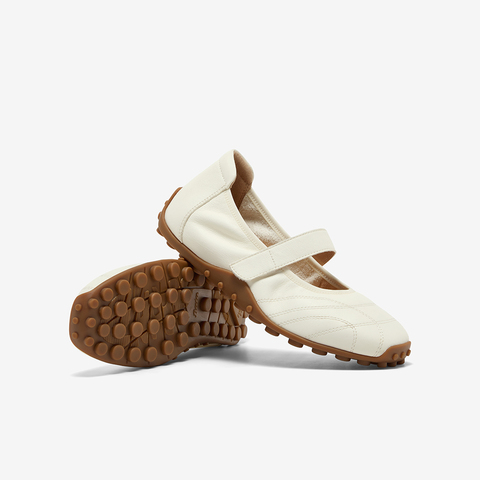 Bata休闲玛丽珍2025秋季商场新款羊皮通勤豆豆底开车鞋ABI10CQ5