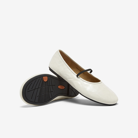 Bata羊皮书玛丽珍女2025秋商场新款百搭通勤浅口软底单鞋53967CQ5