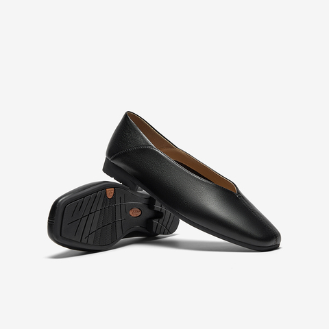 Bata浅口单鞋女2025秋季商场新款通勤百搭文艺牛皮软底鞋AOP15CQ5