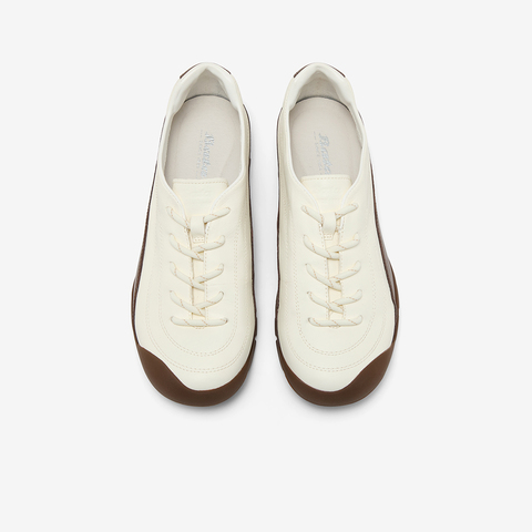 Bata休闲鞋女2025秋商场新款通勤牛羊皮德训时尚休闲鞋AWU23CM5