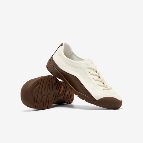 Bata休闲鞋女2025秋商场新款通勤牛羊皮德训时尚休闲鞋AWU23CM5