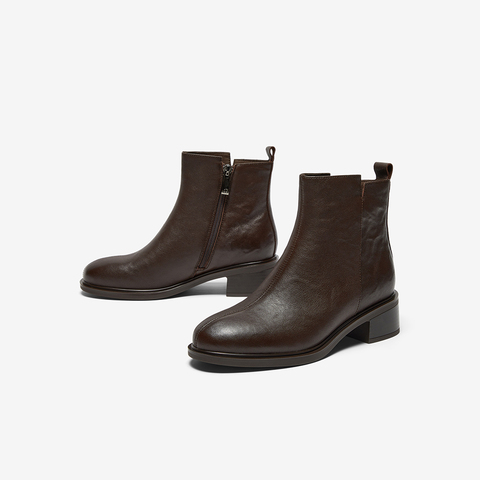 Bata时装靴女2025冬季商场新款粗跟百搭羊皮通勤短筒靴76180DD5