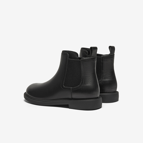 Bata切尔西靴女2025冬商场新款英伦风牛皮通勤软底短筒靴86812DD5