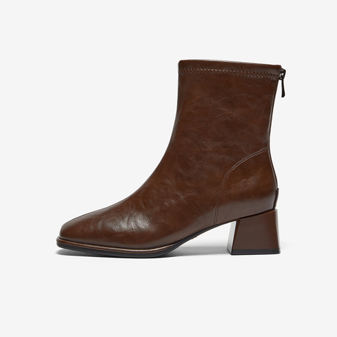 Bata弹力瘦瘦靴女2025冬季商场新款通勤百搭粗跟时装靴AAH40DZ5