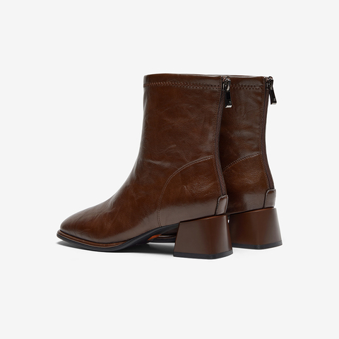 Bata弹力瘦瘦靴女2025冬季商场新款通勤百搭粗跟时装靴AAH40DZ5