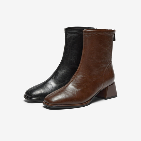 Bata弹力瘦瘦靴女2025冬季商场新款通勤百搭粗跟时装靴AAH40DZ5