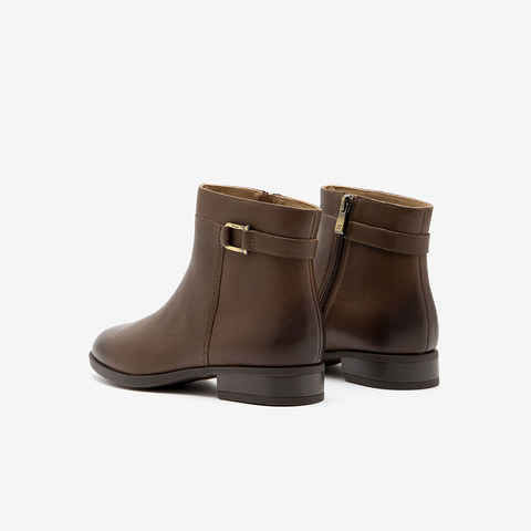 Bata时装靴女2025冬季商场新款羊皮通勤软底粗跟短筒靴AWG44DD5