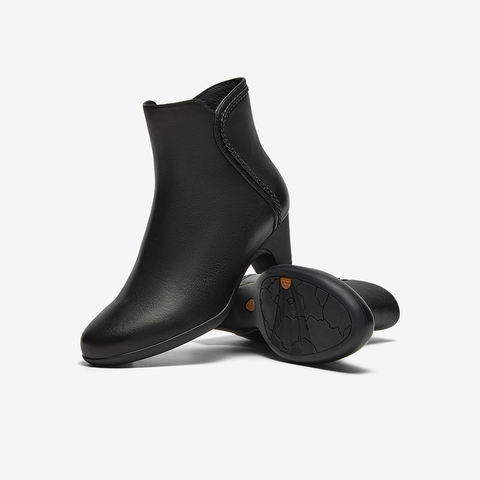 Bata时装靴女2025冬季商场新款羊皮软底通勤百搭短筒靴AQ776DD5