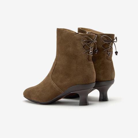 Bata时装靴女2025冬商场新款百搭软底羊皮通勤粗跟短筒靴AIR55DD5