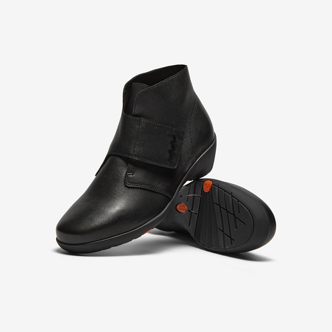 Bata时装靴女2025冬商场新款百搭软底羊皮通勤粗跟短筒靴AGW44DD5