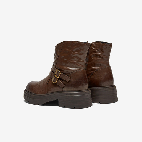 Bata时装靴女2025冬季商场新款百搭羊皮通勤粗跟短筒靴AGC47DD5