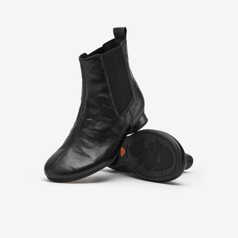 Bata切尔西靴女2025冬商场新款英伦风抓纹羊软底短筒靴ABC40DD5