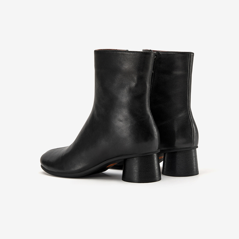 Bata时装靴女2025冬季新款羊皮软底通勤百搭中筒靴66071DZ5