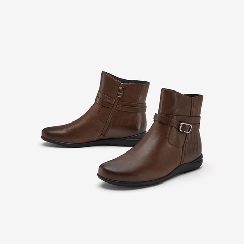 Bata时装靴女2025冬季商场新款百搭软底羊皮通勤短筒靴AWM65DD5