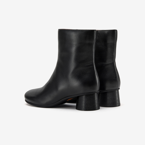 Bata时装靴女2025冬季新款羊皮软底通勤百搭中筒靴66071DZ5