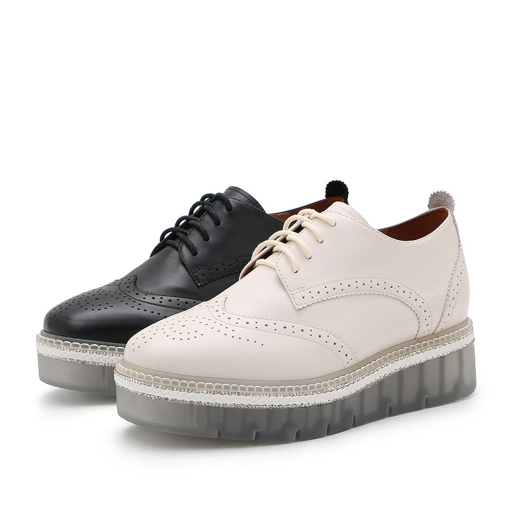 belle/百丽厚底松糕鞋2019春商场同款新牛皮革雕花布洛克女单鞋bk820