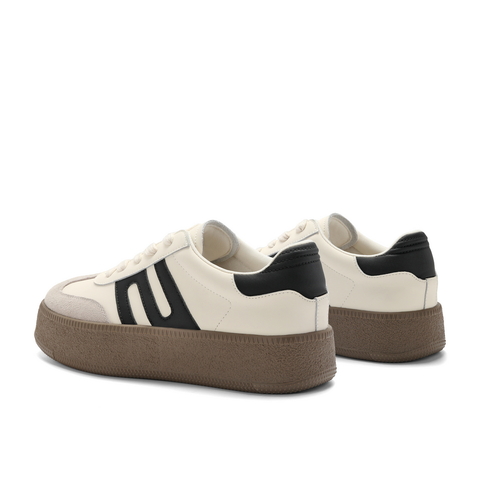 百丽复古百搭德训鞋女2023秋新厚底撞色休闲板鞋B1573AM4