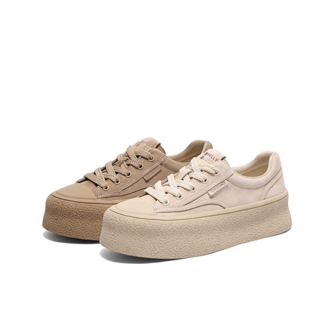 百丽休闲舒适板鞋女2024秋新通勤百搭鞋B2308CM4